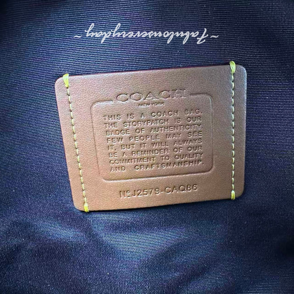 Coach Erin Shoulder Bag In Leather/Gold/Black CAQ86 NWT - Picture 11 of 11